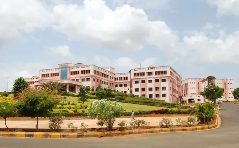 15_05_17_101306_S.-Nijalingappa-Medical-College-HSK-Hospital-Research-Centre-Bagalkot