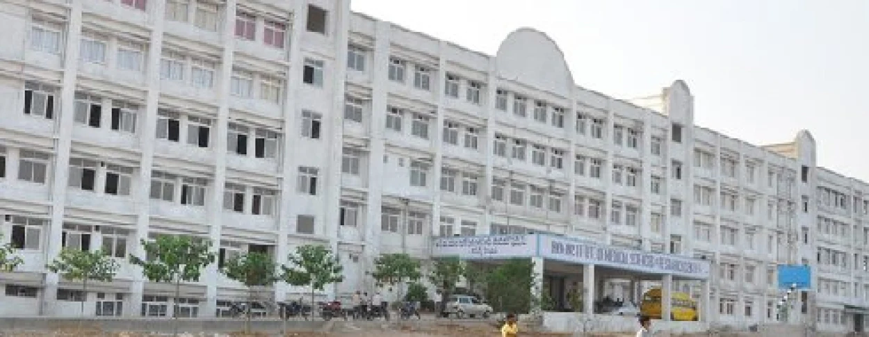 1735284489_rvm-institute-of-medical-sciences-and-research-centre-siddipet