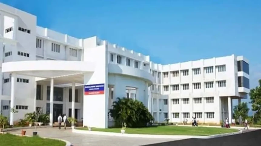Dhanalakshmi-Srinivasan-Medical-College-Perambalur-Main-Building-1280x720