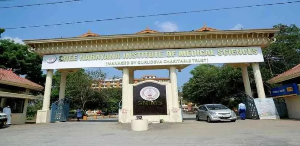 Sree-Narayana-Institute-of-Medical-Sciences-Ernakulam-768x374