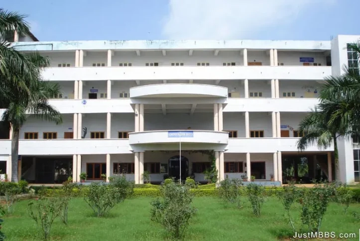 gayatri-vidya-parishad-institute-of-health-care-&-medical-technology-visakhapatnam-banner
