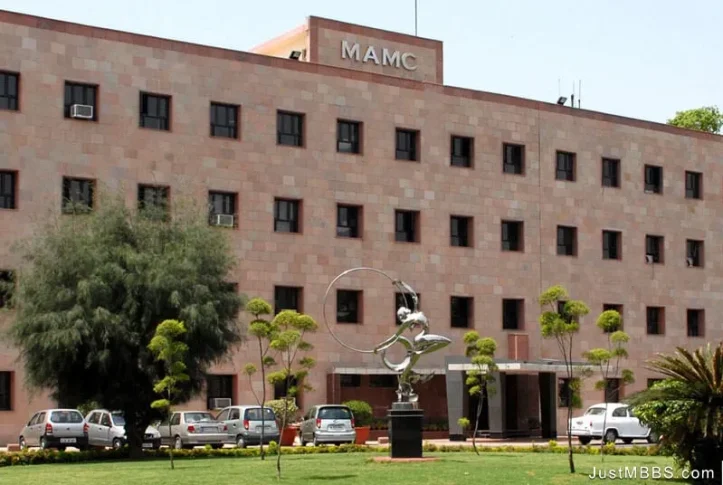maulana-azad-medical-college-new-delhi-banner